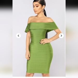FASHION NOVAElegant Green Off-Shoulder Dress